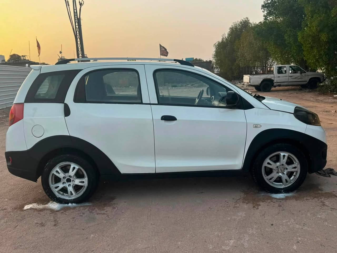 ادوات ادوات ادوات
شيري صيني x1 
مكفول كص وسرقه وعشائر 
سياره جهاز وجديد 
المكان البصره.  السعر ((28$))
☎️***********
