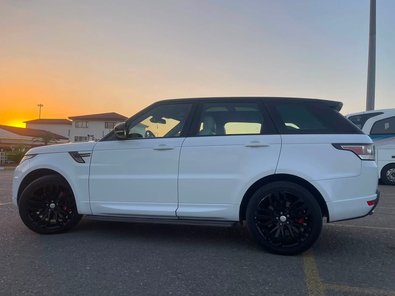 Range rover sport V6
كلين بدون صبخ
سعر / 217$
گاز سوبر جارج 

فول مواصفات ١/١

اربيل - ***********
