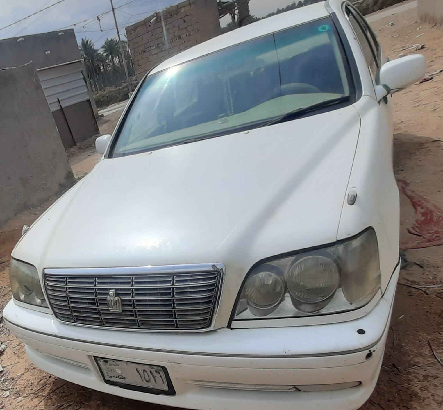 عمي آلُـسلام عليكم ملكه للبيع مديل 2005 تسجيل مفتوح رقم صدامي قادسيه راعيها موجوده اريد تحويل  سياره اصواليه بس بيه ضرب بجهت عبري بل سبير والباقي مكفول كص ونقل جثه وتخم تاير زينات لايت امامي كرستال اصلي دواخل نضيفات حداد زينه سعر 60ورقه وبيها مجال رقم الهاتف *********** ملاحظه سياره بس معلايه 2005 وتنزل مديل تسجيل مفتوح
