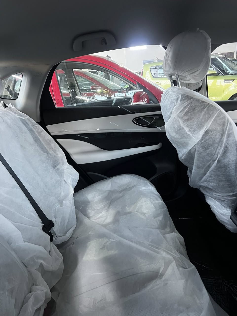 السلام عليكم 
متوفر BYD جن بلاص و سيل 5 و دستروير 
جن بلاص داخل ابيض زيرو 18500 
سيل 5 داخل ابيض زيرو 18900
دستروير ابيض زيرو 19800
دستروير اسود - رصاصي 19400
جميع انواع البي وايدي متوفر 
العنوان : بغداد - البياع - معارض البياع - معرض الحاج سلمان الزبيدي
للأستفسار : ***********
