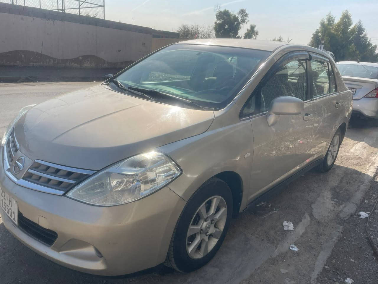 سەرەتا بەناوی خوای گەورە نیسان تیدە 2009 سەیارەکە جاهزە رەقەم و سەنەوی نوێێ سەیارەکە گێروو مەکینەو تەبرید سار د و گەرم تەقەو رەقە کامل بەشەرتە تەحویل بەشەرتە پێشوو پشتی کەپسە 5 پارچەی سبوغە قیچەک کالبونەوەی هەیە بەس سەیارەکی جاهزە بێ حەیبو حارە لەهەولێرە سحریشی 83 قیچەک مەجال *********** أربيل, العراق
