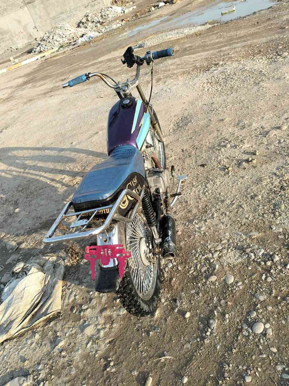 سلام عليكم شباب..
دراجه للبيع  ℕ𝕄𝕀.. الدراجه نضيفه. زوج تاير جديد. محرك لاصرف ولا بخار.. صالنصه رياضي.. ويل نضيف.. الدراجه كدام عينك.... السعر 200 او بيهه مجال للطيبين 
مكاني كركوك حي العسكري.. اتصل ***********

رجاء الموشراي لا يتعبني 🤍
