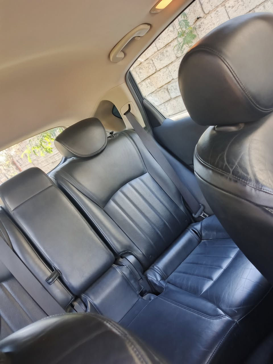 السلام عليكم انفنتي موديل ٢٠١٧ QX50 خليجي السيارة نضيفة فول فتحة تدفئة بل كراسي شاشة تحكم استيرن السيارة مكفولة من كلشي تبريد ٣ قطع للتواصل ***********
