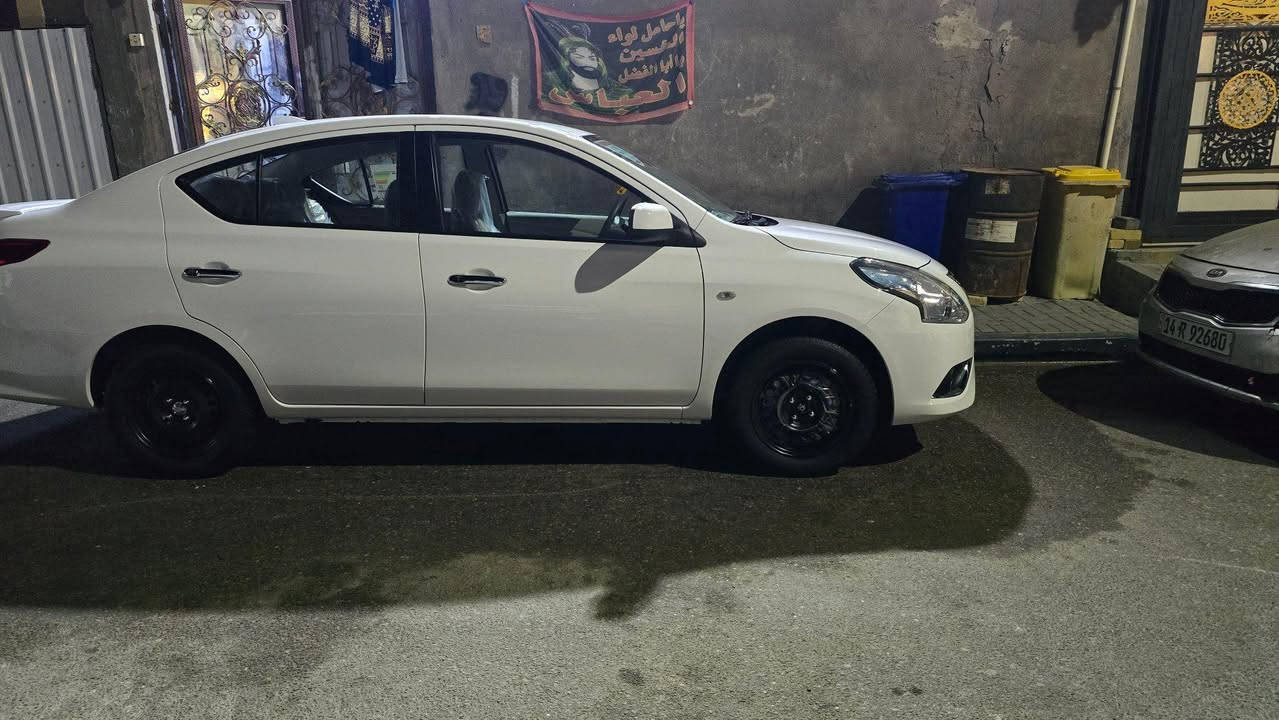 سلام عليكم سني ٢٥ كفاله عامه ماشيه ٣٠٠٠ السعر ١٢٧ للاتصال *********** البصرة, العراق
