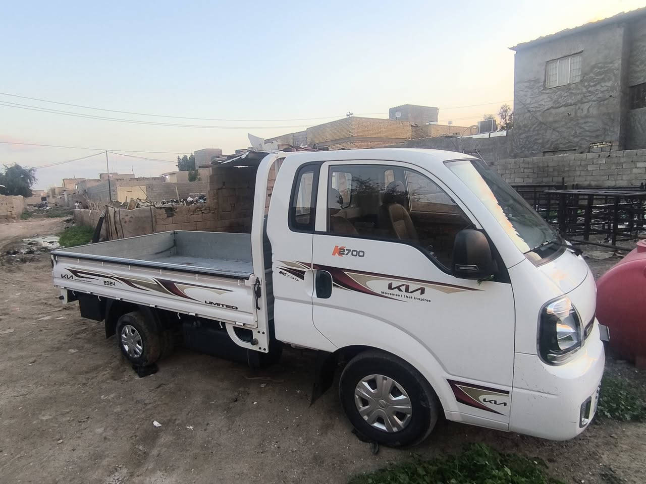 سلام عليكم كيه موديل 24سياره كفاله عامه رقم واسط مكان واسط كوت ماشيه 70الف السعر 150وبيه مجال قليل ***********
