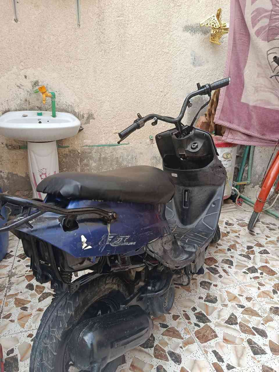 سلام عليكم  دراجه بيجي لبيع دراجه نضيفه شغاله سعر 150 وبيه مجال  مكان سماوه مركز  هاث رقم ‏‪0788 980 1548‬‏
