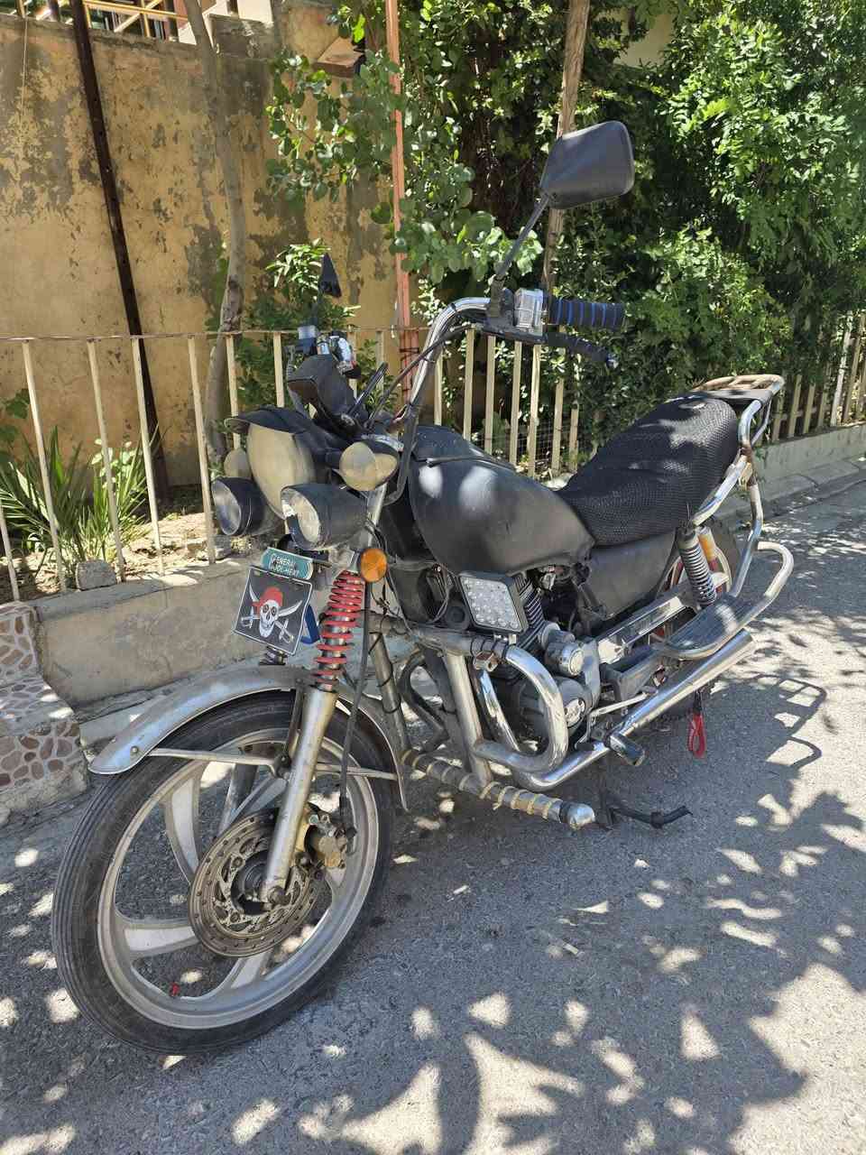 جانی مەکینە 200زۆر مەزبوتو بێ کێشەیە 280هەزار لەسلیمانی***********
