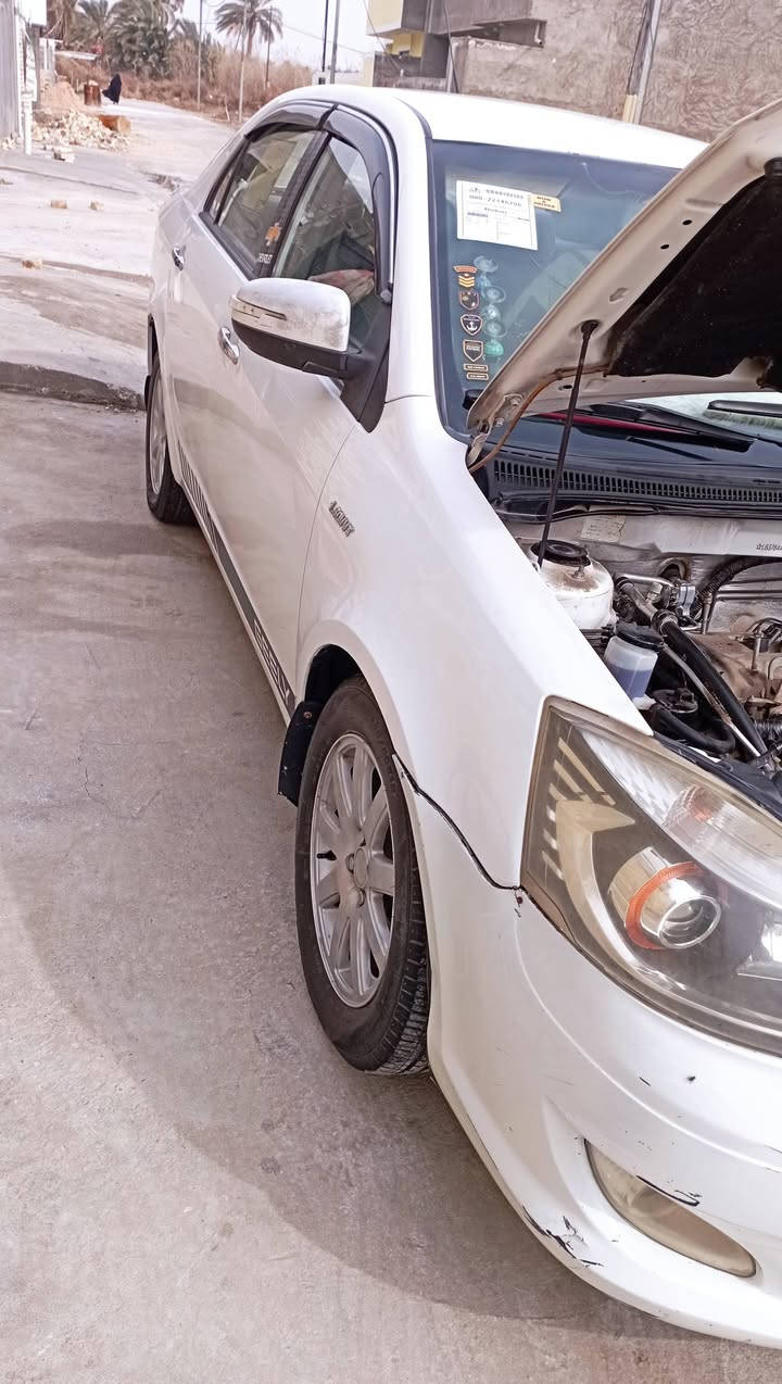 سلام عليكم جيلي موبل موديل 2013رقم بغداد إنكليزي بسمي مكينه كير خير من الله تبريد شغال سعر 55اوبيه مجال المكان ‏‪0782 615 4591‬‏
