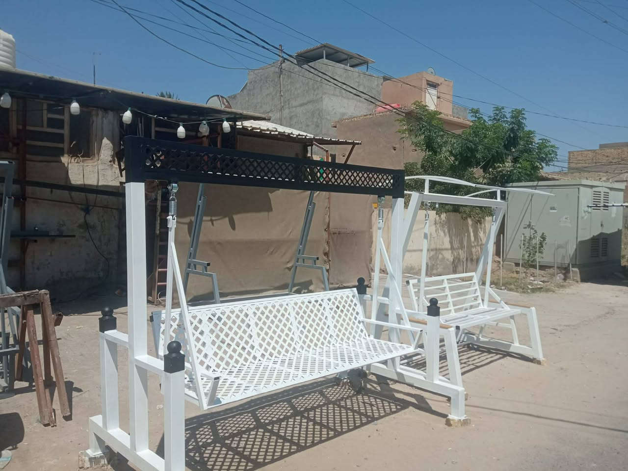 عمل مراجيح حديد حسب الطلب ب ٢٦٠و٣٦٠التوصيل مجاني حتى المحافظات رقم الهاتف ***********
