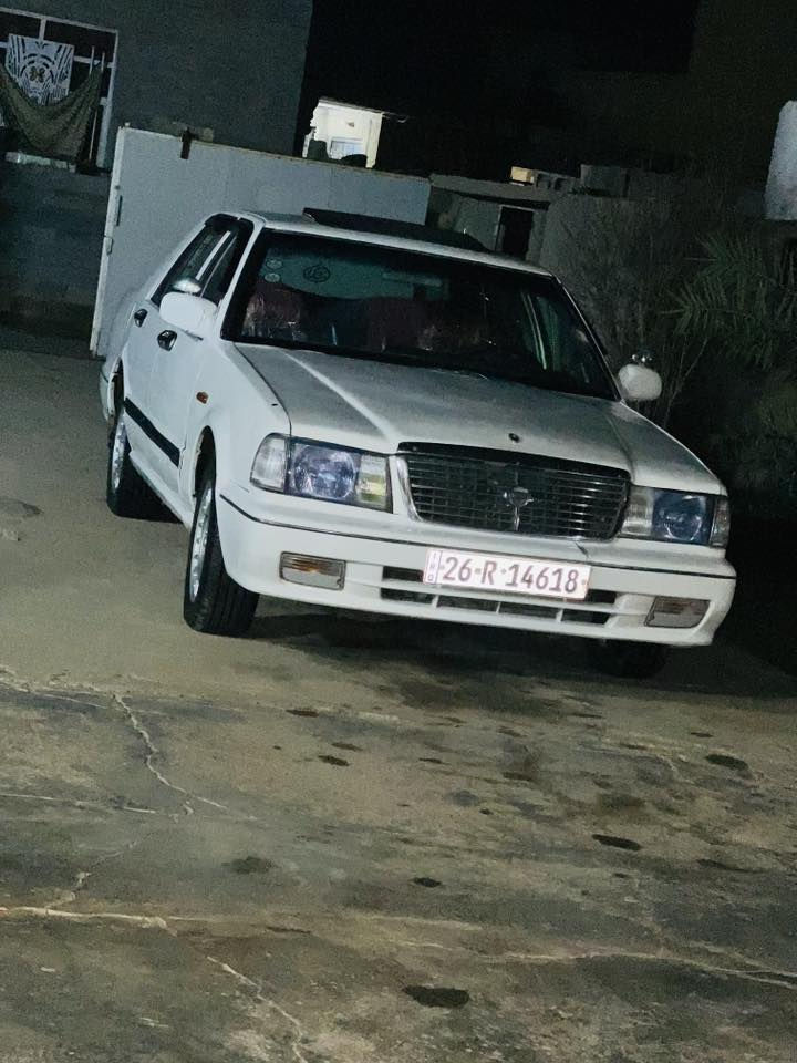 السلام عليكم سياره نيسان سدرك 2002للبيع رقم صلاح الدين دولي سنويه جديده تريد تحويل تريد وكاله كير ومحرك ونجي 2500مصبوغه عام تخم تاير جديد المكان الضلوعيه السعر 35 وبيه مجال ***********
