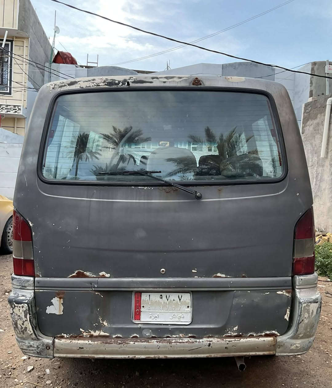 السلام عليكم ..سيارة ستانا للبيع موديل 96
السعر 28
رقم الموبايل/ ***********
