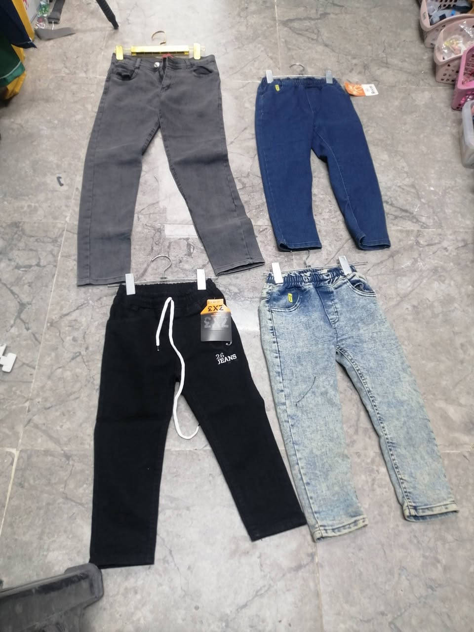 #بنطرون_ولادي بناتي ٤ل١٢سنه 
#السعر 7الاف
#قميص_ولادي_بناتي ٤_١٢سنه
#السعر 6500
#بنطرون ولادي_بناتي بيبي ب5الاف
#قميص ولادي_بيبي ب3500
#يوجد_توصيل 
#العنوان_فلوجة حي الشهداء مقابل عيادة دكتور وليد مجاور مكتب العراب 
#للحجز_خاص_او واتساب ***********
