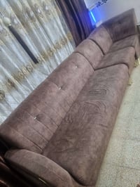 كنب • ١٠نفر • قابل تفاوض