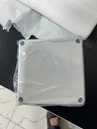بوكس بلاستك  IP65 100×100×70  عدد 43   السعر 85 الف   للتواصل واتس اب ...