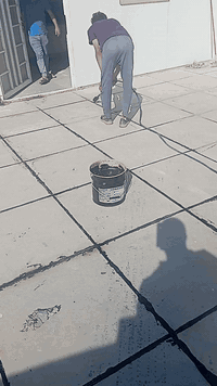 صيانه وترميم واعاده ماستك وجميع معالجه الأسطح ***********
