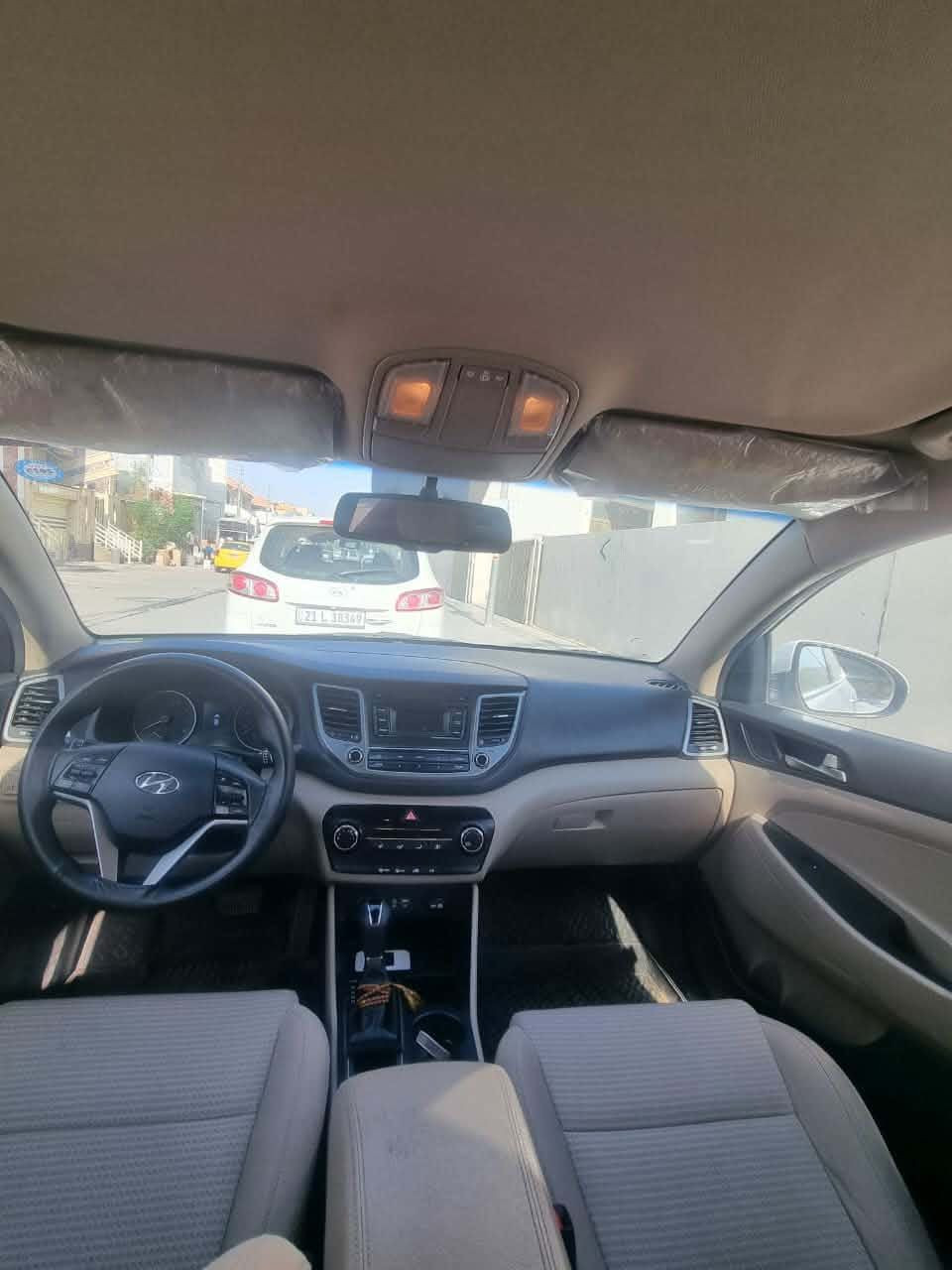 السلام عليكم ورحمه الله وبركاته 
هونداى توسان
2018
خليجي
ماشيه 110 كم
فقط بيه بارد
صور السياره والسونار بالمنشوووور
والسونار موضح بي كلشي
گير محرك كله بشررررط
محرك ممفتوح وبشررط
بدووون اي نقص
السعر 188 وبي مجال بسيط للشراي الجاد
مكانه كلار
الخاص مفتوح
للاستفسار ***********
