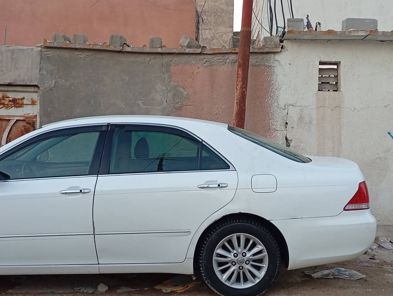 سلام عليكم للبيع شاهينه (أدوات كصه قماره)
بيه ارقام سليمانيه فقط 
 سياره دخول جديد 
سياره جاهز من كلشي حداديه جديده تخم تاير 
تبريد ثلج داخل عسلي المرغوب 
عنواني البصره زبير رقم الهاتف ***********
