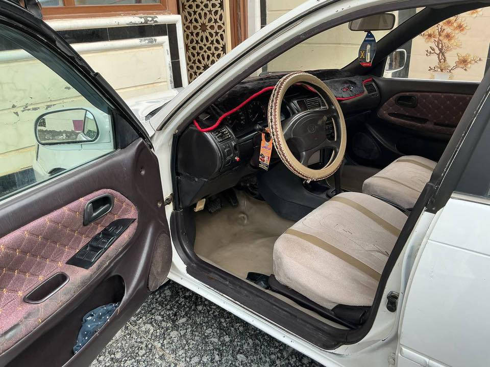 السلام عليكم ورحمة الله وبركاته
للبيع كورلا موديل 1991 محور رقم بغداد سنوية لغاية 2029 مكينة وگير مكفولات والمكينة الچبيرة تخم تاير حدادية امامي خلفي جديد السيارة بدون ضربة وبيها كم مكان صبغ كهربائيات جاهزة للاخير مدوشمة كلها الارضية والكشنات دشبولها جديد  مكان السيارة ديالى المقدادية 62 وبيها مجال للشراي 
***********
