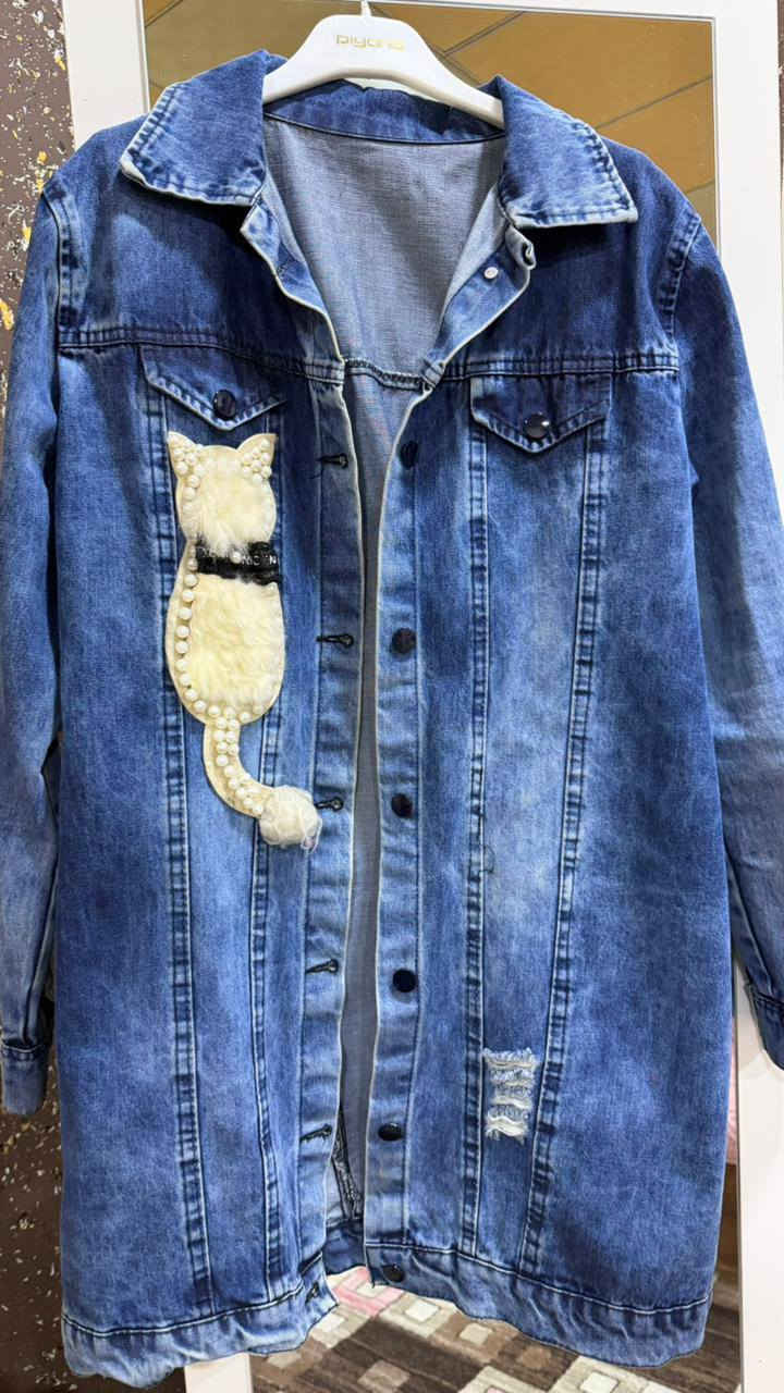 ملابس نظيفة للبيع 
الجاكيت الكابوي طولها ٨٠سم قياس ٤٢سعرها ١٥
اليلك الصوف بعشرة
القابوط الاسود ب١٥قياس٤٢
القابوط الاخضر قياس ٤٢ب١٥
اليلك والبنطرون البيج قياس ٤٠كتان بعشرة لاف
تنورة جلد قياس ٤٠بعشرة
عنواني الزهور 
واكو توصيل 
***********
