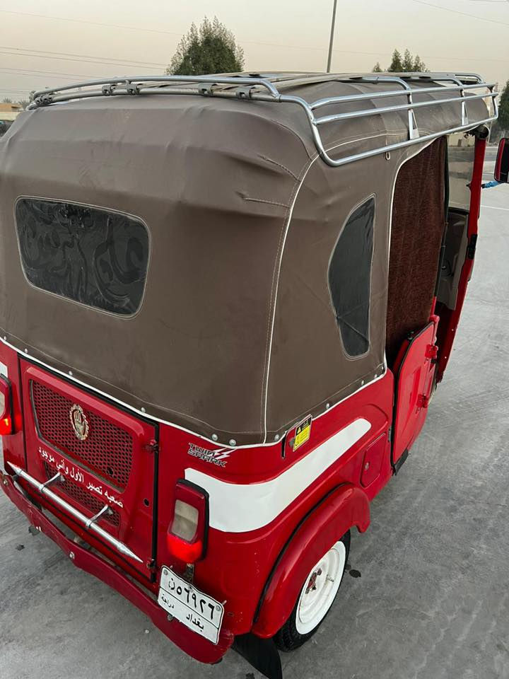 سلام عليكم ٢٢مضلع شهر ١١رقم وسنويه بغداد مكاني نجف 
تكتك كفاله كشر ومكينه عده بيه شبر واحد بارد ودوس معمر 
هيه وغراضه تخم تاير جديد 
تكتك برغي معايزه ترايك زيرو 
مكاني نجف كوفه رقمي *********** 
سعر ٩ وبيه مجال
