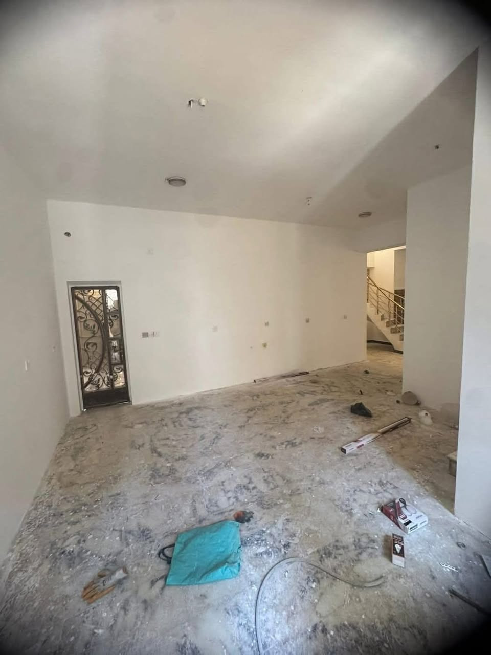 #للايجار_في_السيدية

دار بموقع استثنائي  (سكني او تجاري)المساحة 150م الواجهة 12

يحتوي ع أربع غرف وصالة ومطبخ وخدمات

السعر مليون و750 وبي مجال

الموقع مربع الكهرباء ثاني عقار عن الشارع العام

للاسـتفسـار الاتـصال علـى الارقـام التـاليه  
***********
━━━━━━━━━━━━━━━

#بيت #عقارات #منزل #بيع #وساطة_عقارية

#شركة #سيدية #بغداد #عراق

#عقارات_السيدية

#عقارات_الكرخ #ايجار_تجاري

#بنايات_سكنية

#عقارات_القادسية #عقارات_اليرموك #عقارات_المنصور
