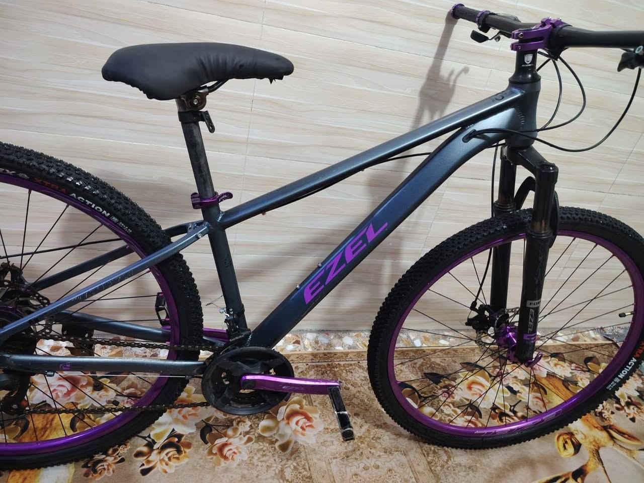 دراجه نوع جبلي  EZEL   الحجم 29 

معدن فافون 

ختم واحد EZEL 

كير 3 /7

نضافه 95% 

سعر 175 وني مجال 

((العنوان/  بغداد /مدينه  الصدر )) رقم الهاتف ***********
