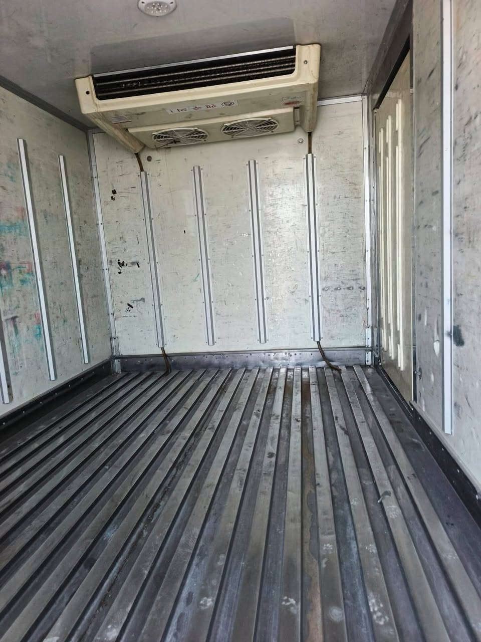 السلام عليكم كيا بنكو براد مسكر مجول براد موطه النوعيه المرغوبه موديل ٢٠١٣ مكينه جديده حاويه كله شغال مكفوله من الضربه والتبديل بيه مكانات صبغ سعرها ١٣٥ بيهه مجال مكانه بابل القاسم ***********
