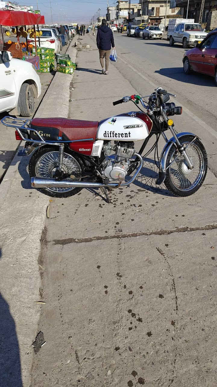 سلام عليكم تايكر ايراني موديل 2020ماطور وايرمنيه كلها شغاله سعر450بي مجال بصيط ما متواجد فيس نتصال عرقم***********
