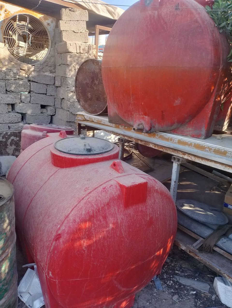 مقطورات للبيع للعدد 4 بيهن زروف للبيع ميسان الماجديه نهايه شارع الجامع *********** عمارة, ميسان
