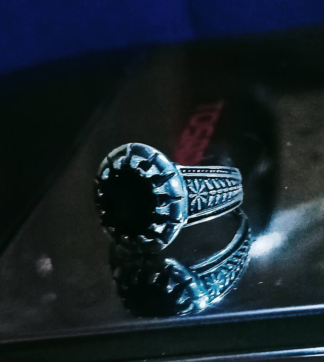 السلام عليكم 
🔵للبيع ياقوت ازرق (زفير) بسعر  45 الف فقط


**إذا كنت صاحب هذا الإعلان وتريد حذفه لأي سبب، رجاءا أرسل رسالة إلى الدعم الفني**