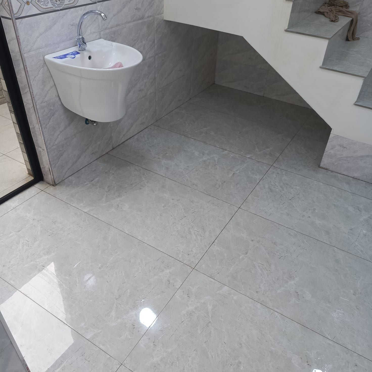 بسم الله الرحمن الرحيم
مكتب ابو ليث الجميلي 
لبيع الدور والأراضي السكنية والزراعية 
بيت للبيع بلجغيفي الثانية 
قرب عبد الرزاق الضاهر 
طابق واحد 
136 متر
غرفتين نوم
جديد ممسكون
السعر 80
قابل للتفاوض

نوع الملك : طابو زراعي
علمأ اني مكلف بلنشر 

للاستفسار : مراجعة 
#مكتب_ابو ليث الجميلي_للعقار
قرب منفذ كريم عفتان 
للاتصال : *********** أو ***********

#عقارات_الفلوجة #عقار_للبيع #عقارات_الانبار #عقارات_العراق  #العقار #عقار
#العقار_للبيع #للبيع #بيع #بيت #بيوت #قطعة #
#ارض #اراضي #عقارات #الجميلي #الفلوجة #الانبار
