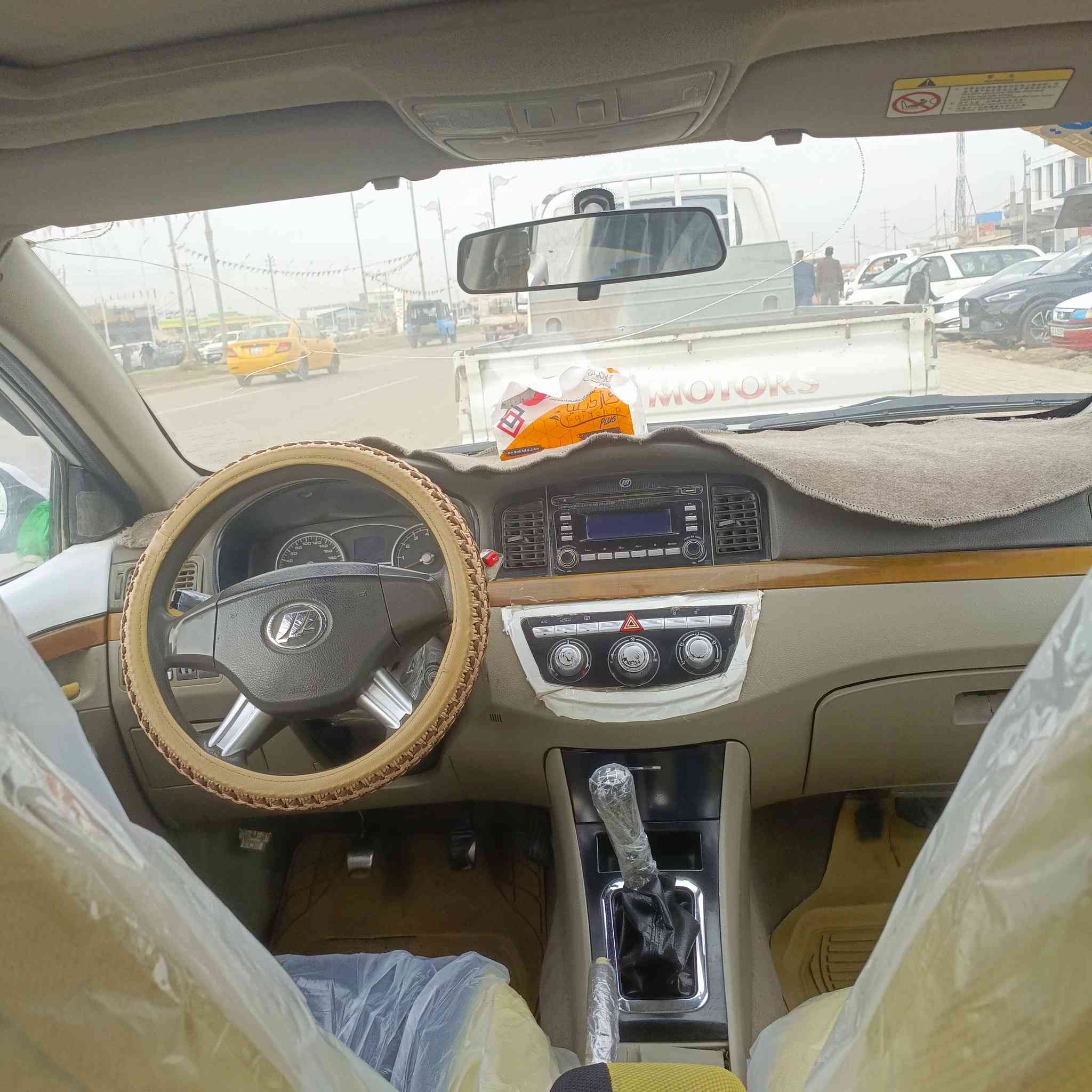 السلام عليكم
سياره ليفان ٦٢٠  موديل ٢٠١٢ للبيع  العنوان واسط العزيزيه 
السعر ٤٨ وبيها مجال  
***********
