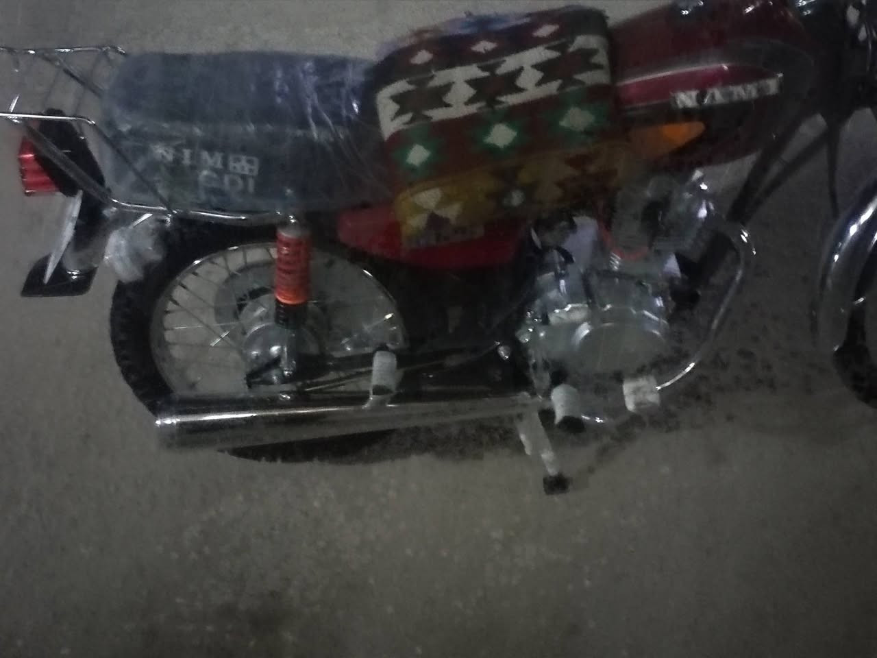 سلام عليكم شباب دراجه لبيع ربع كير نامه موديل 2027دراجه مفوله نظيفه برغي مامفتوحه السعر 800وبيه مجال شراي ***********
