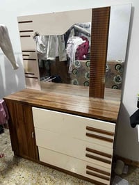 غرفه نوم • نجف • قفل
