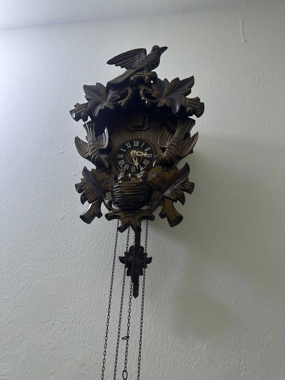 على حال الشركة
ساعة
 كوكو فنتج🐦
المنشأ هولندي 
تعمل بالأوزان
خاصية إيقاف نغمات  

للإستفسار مراسلة  الرقم فيه واتساب  ***********
