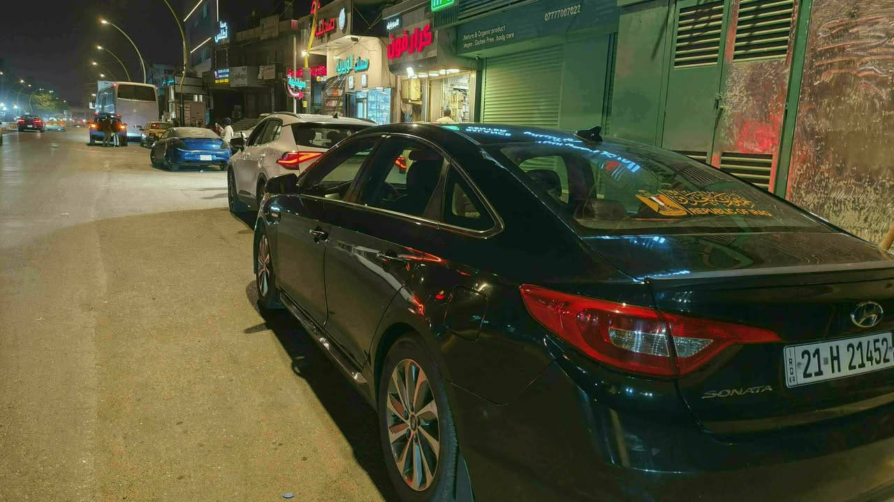 سوناتا 2016 للمراوس فقط سبورت نص مواصفات كشنات كهرباء جلد تحكمات ستيرن شاشة كبيرة كامرة اشاير بالمري محرك 2400 gdi رقم سليمانية دولي الجديد تريد وكالة او تحويل بل يعجبك سيارة جديدة بيها صبغ قطعتين فقط بدون دواخل لغود شواصي مكفولات محرك كير مكفولات تخم تاير مراوس فقط هذا رقمي *********** تريد اتصل وبي واتساب مفتوح مكاني بغداد
