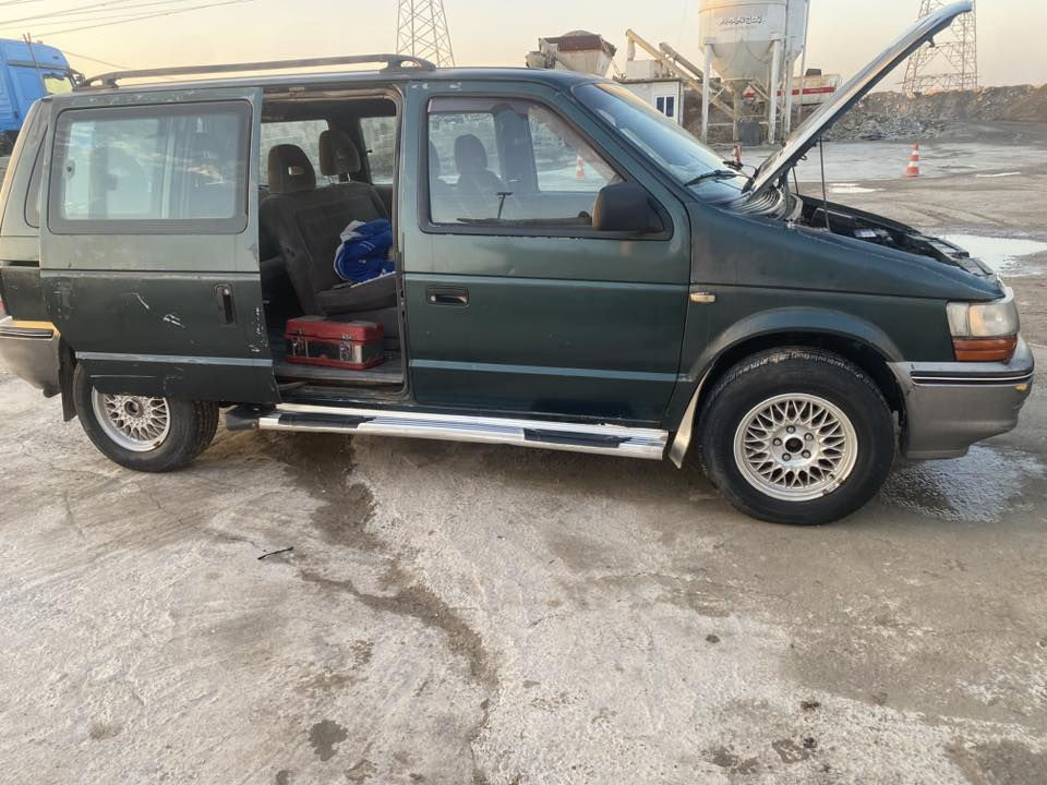 كلايزر للبيع محرك 4 سلندر سياره نضيفه بس الشرعي متوفي متتحول أبيع حديده السعر قفل 15 ورقه الاستفسار على رقم
 ‭0750 029 2744‬
