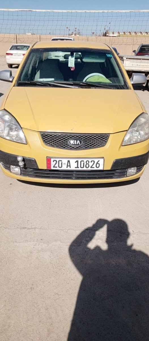 السلام عليكم كيا ريو موديل٨ هزه جديده سنويه جديده بيع نقد وقصاد ضرر مسطره بدون دواخل محرك وكير شرط موصل حي العامل الأيمن رقم *********** كورك ***********
