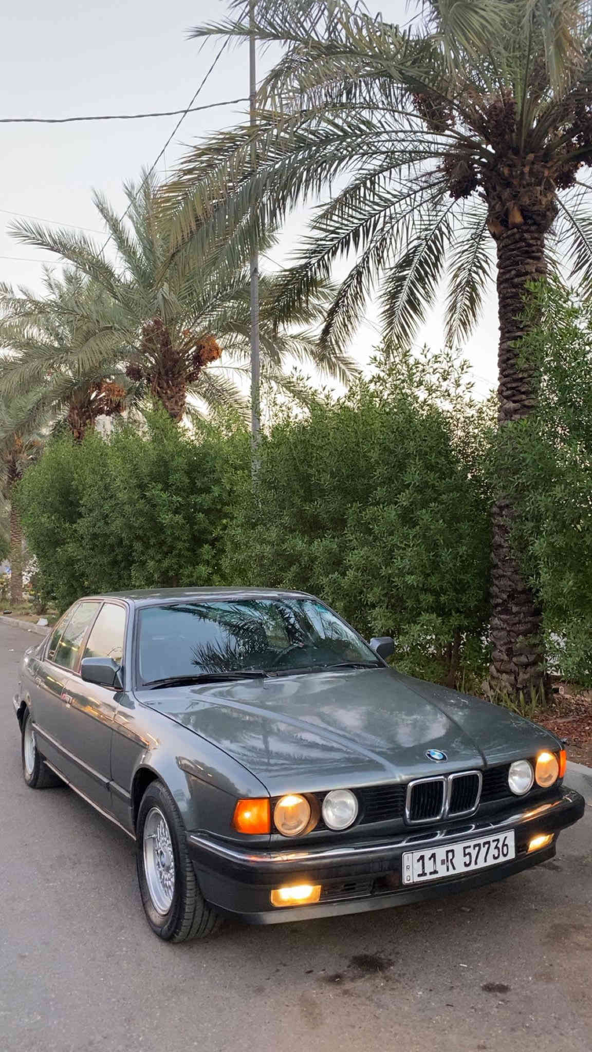 BMW 735
رقم بغداد الانكليزي سنويه مشروع وطني تحويل مباشر 
محرك ٣٥ اصل سكليتر كهرباء 
مكينه كير شغاله ١٠٠/١٠٠ 
حداديه جديده 
تبريد شرط ثلج 
موصفات 
دبل كمبيوتر دبل جكمجه 
داخل جلد كارتير بطاين صاج ملكي 
ترايش لمتد 
مري كهرباء مرايه وسطيه كهرباء عاكسه للضوء 
اربعه جام كهرباء 
مسجل بلوتوث اندرويد 
لايت ناصي عالي زنون 
كامره خلفيه 
برده خلفيه 
سنتر لوك 
ويل خليه اصلي وتخم تاير جديد جواها 
سياره جديده وعليها دامه كامله ترايك وين متريد 
كهربائيات كلها بلاديه بشرط 
مصبوغه عام للجماليه بدون ضربه ولا خايس 
السعر 65$
للاستفسار الاتصال على الرقم ***********
مكاني السيديه
