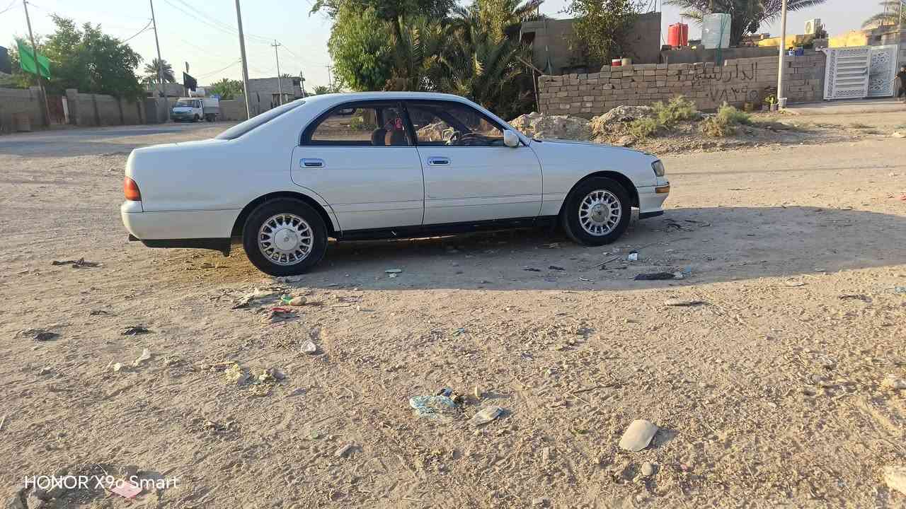 السلام عليكم سياره للبيع بطه سياره جديده صبغ جماليه مقفوله من القصه وعيب الشرعي تحويل ثاني يوم مشروع وطني سياره جديده لا تبخير لا تنقيص مكاني واسط عزيزيه السعر 39 وبها مجال حق الجيه***********
