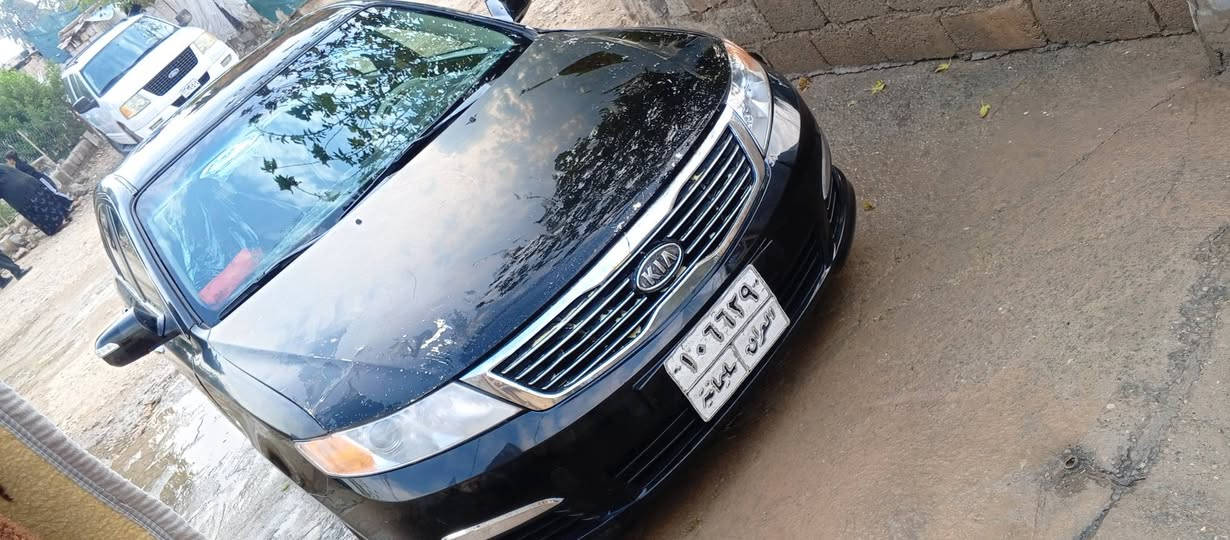 کیا لۆتس 2009 ،ڕەنگ ڕەش مەکینە 24 ئایپاد ،ئاوێنە ئیشارات ، سوکان ڤولیۆم یەک دوو پارچەی بۆیاخە،چوار تایەیی لۆک لۆکی لەژێرە سەدری لۆکە  شتێ جوان و پاک ،ماڵی فەقیرە نرخی 65 گەڵا و مەعامەلە ***********لەکەلارم،تەنها بۆ فرۆشتنە گۆڕینەوە ناکەم كالار, السليمانية
