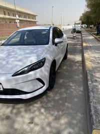 البيع مكفوله السعر 1800كفل رقم بغداد هاذه رقمي 07713309231واتساب