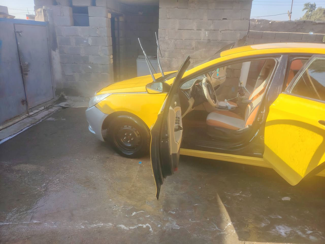 السلام عليكم سوناته موديل 11مكينه وكير خير من الله سياره امريكي  تبريده عوزه بس غاز سياره خطها مهران نجف المكان واسط سياره تجي تگلب وبخدمتك  الكوت لانتصال ***********
