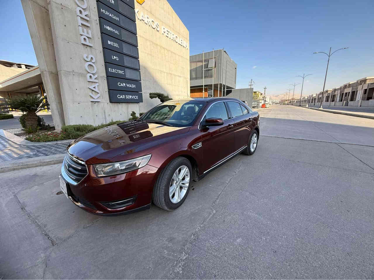 السلام عليكم ورحمة الله وبركاته فورد تورس sel 2016 ماشيه 70 ميل 6 سلندر فول عدا سلايد جاهزه بدون اي مصاريف 

سونر ويه الصور بيها تبديل جاملغ خلفي وقبغ جنطه صبغ 

الباقي مكفول بدون صبغ بدون بارد 

سنويه 2031 هزه وفحص مرور جديد 

مكانها سليمانيه 

125$

***********
*********** السليمانية, العراق
