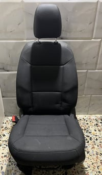 اكسبلورر 2023 • كشنات أماميات • مجال بسيط