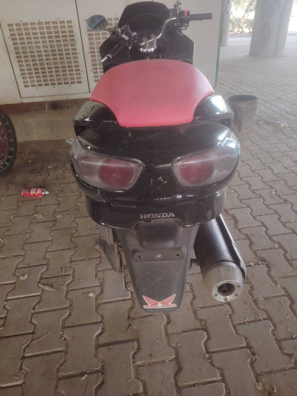 سلام عليكم 
8.0
للبيع السعر 850
محرك مفتوح بس ضمان شغل مضبوط 
كير شغال 7نمر و4تحويلات 
عنوان ديالى  ***********
