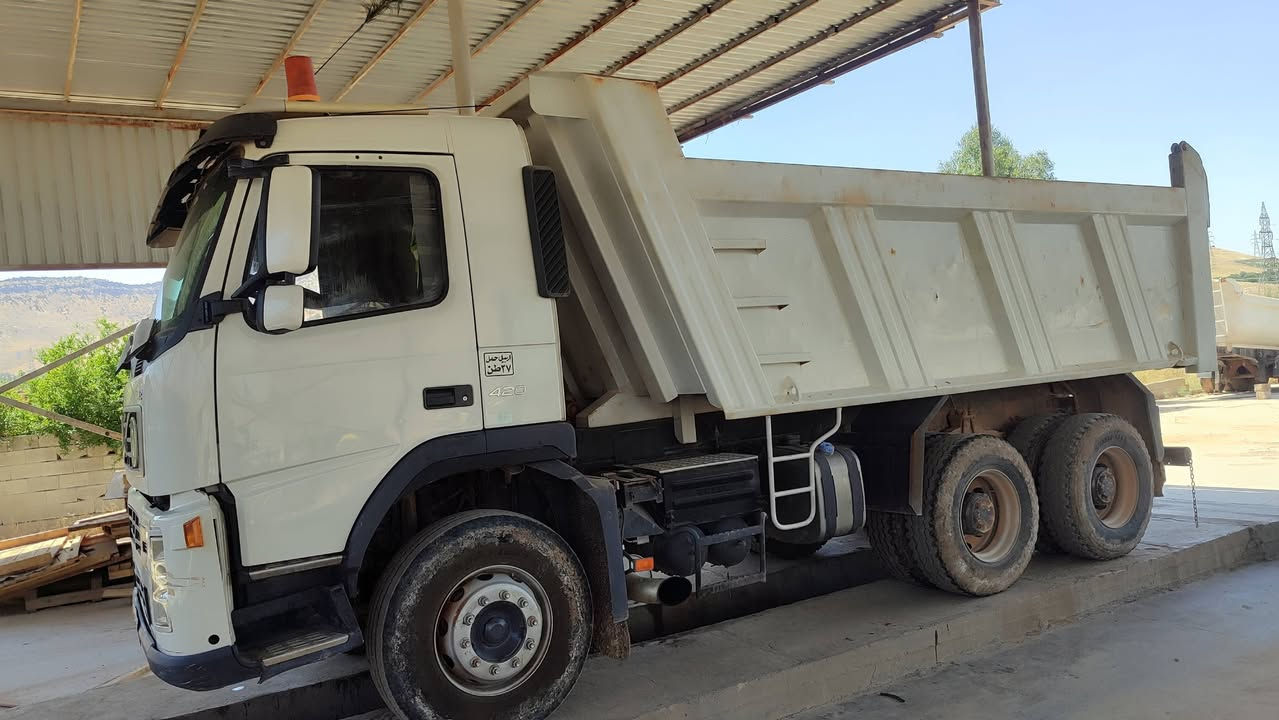 ماشااللە
فالفو للبیع مودیل 2005  مجموعە توبتلاین مربع حجم 420

سیارە عل وضع شریکە سنویە جدید لحد 2031

بدی حیل  نضیف زرعە 15 متر

سعر 390 ورقە بها مجال قلیل

***********

***********@

