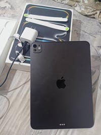 ايباد برو M5 • بطارية 100% • كركوك
