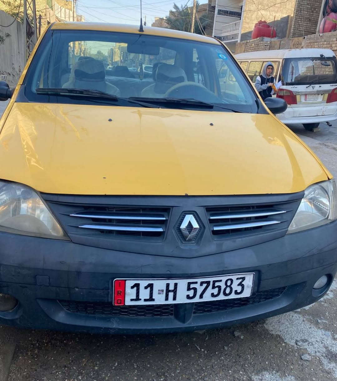 للبيع رينو لوكان موديل 17 السياره خير من الله حدادية كير مكينه تبريد كل مكفول السياره بسمي تحويل ثاني يوم سنويه ل 28 عنوان السياره الاستفسار ***********

