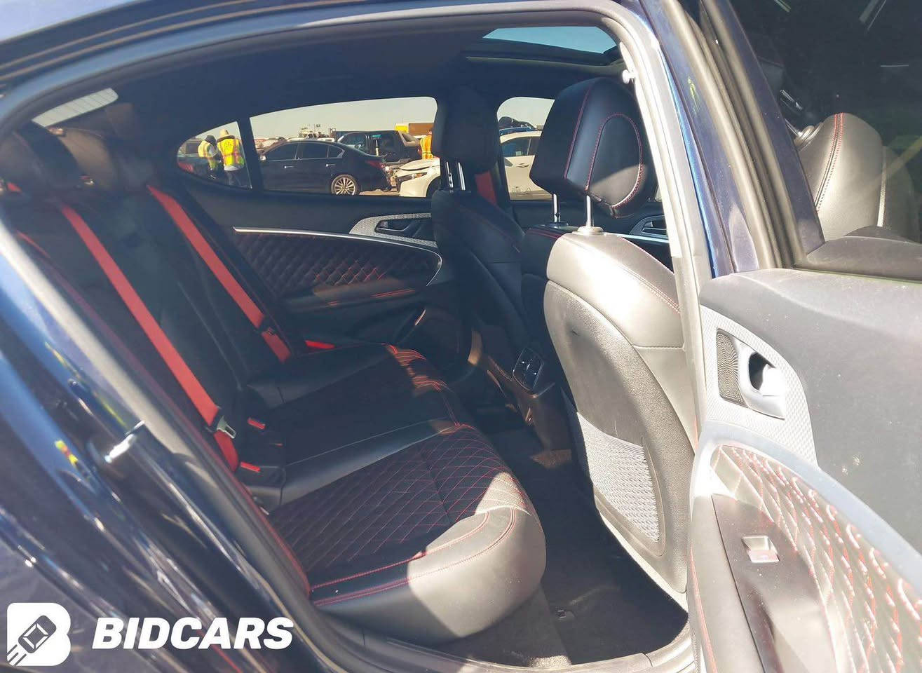 جنسيس G70 برستيج سبورت
موديل 2023 ماشيه 18 ميل بعدها ع مشي امريكا حادث السيارة موضح بالصور صبغ قطعتين جاملغ و بنيد و شويه بارد ايرباك دركة فقط 
السيارة 6 سلندر تو ويل فول مواصفات 1/1 اربع كامرات 5وضعيات قيادة داتا شو تدفئة تبريد كشن بانوراما حساس امامي خلفي و باقي المواصفات معروفة
تصليح درجة اولى و كل القطع تبدلت وكالة و مكفولة من اي عطل او اي مسج بشاشة الاعطال
السعر 230$ 
مكان السيارة بغداد
*********** بغداد, العراق
